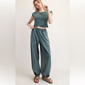 NWT eesome Teal Wide Leg Pants